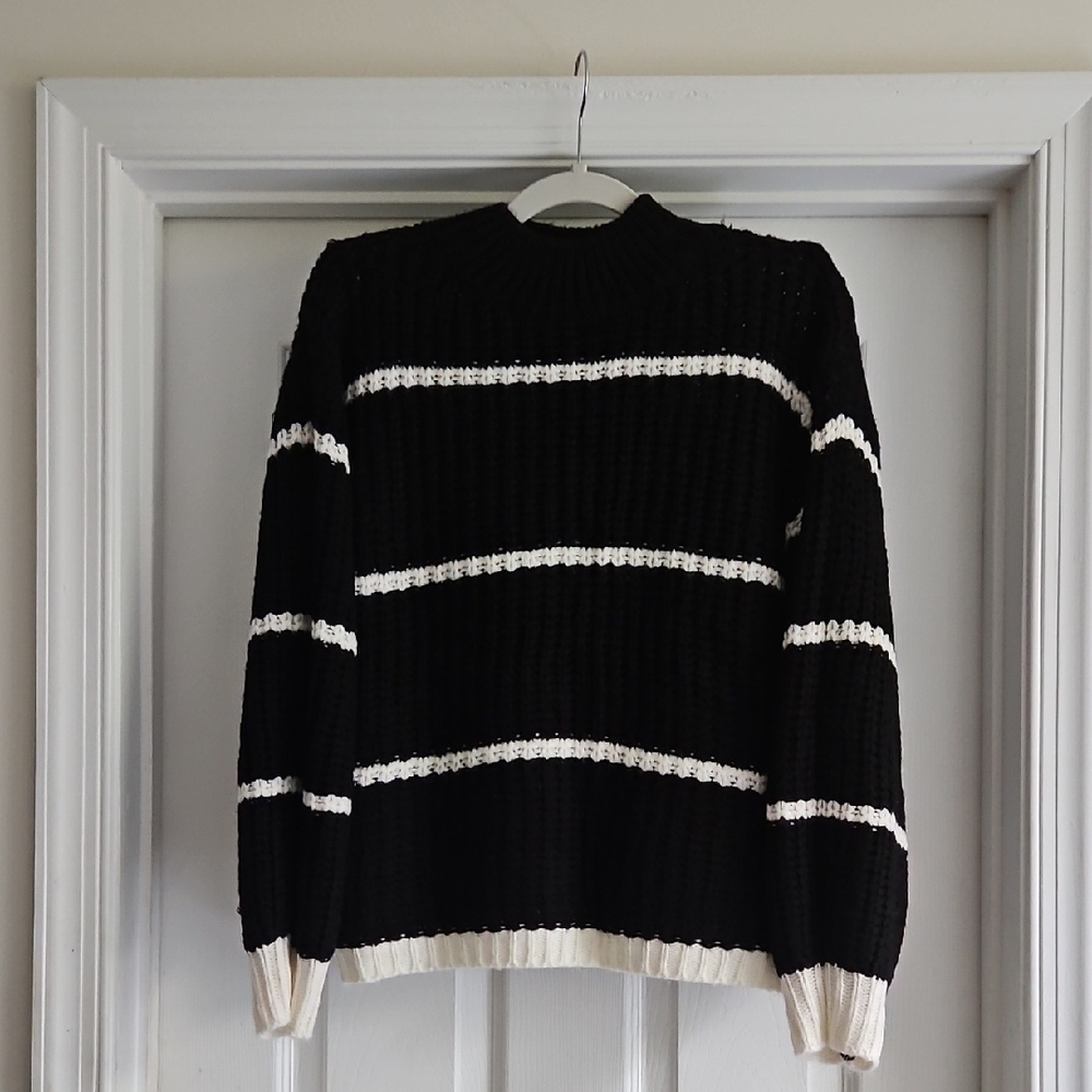 SHEIN Black and White Striped Crew Neck Sweater